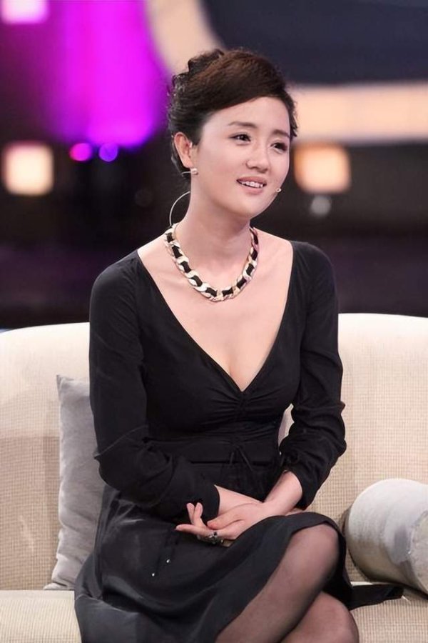 仁信配资 51岁朱媛媛死因曝光：业内人曝是结肠癌，本已康复又复发，很痛苦